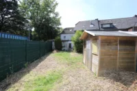 Garten mit Gartenhaus