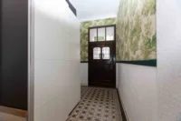 Hausflur mit Eingangsbereich