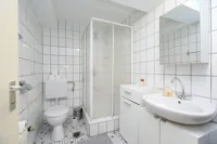 Einliegerwohnung - Bad
