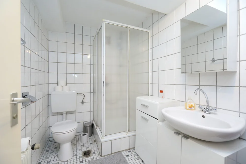 Einliegerwohnung - Bad
