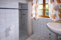 Gästehaus - Duschbad
