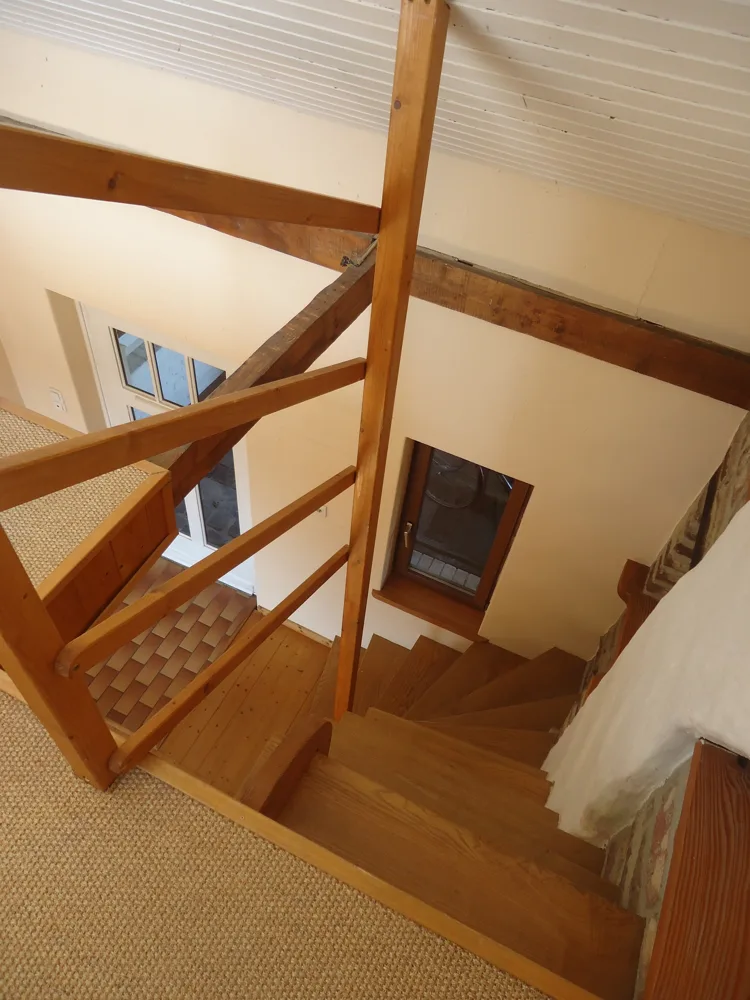 Treppenaufgang zum Schlafzimmer Wohnung 3