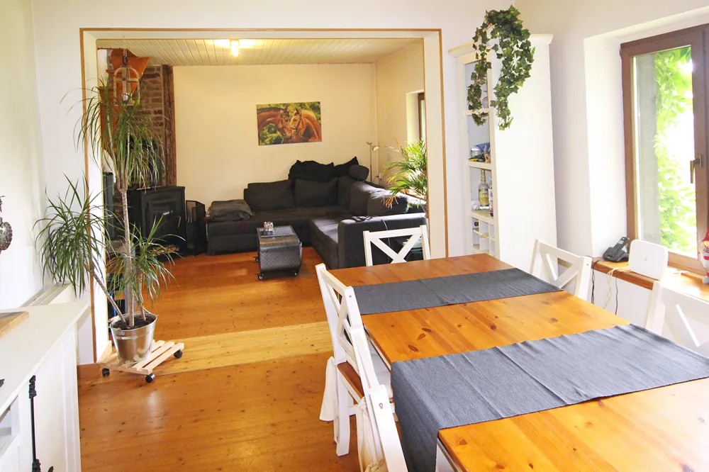 Essbereich mit Blick in den Wohnbereich - Wohnung 3