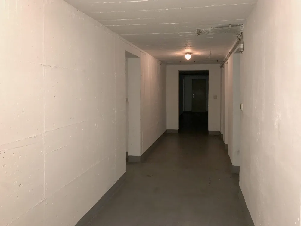 Keller Flur