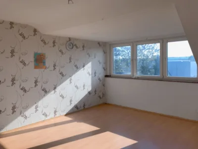 RESERVIERT +++ 8,5 % RENDITE +++ Rheydt-Cityrand +++ 3,5-Zimmer-Wohnung mit Stellplatz, 41238 Mönchengladbach / Bonnenbroich, Dachgeschosswohnung