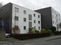 Straßenfront