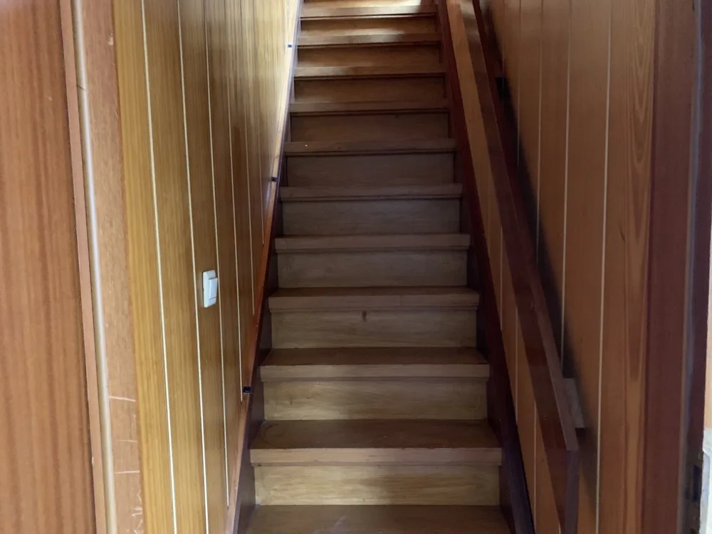 Treppe zum Spitzboden