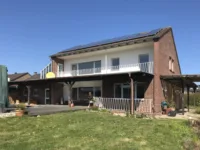 Rückansicht - PV-Anlage