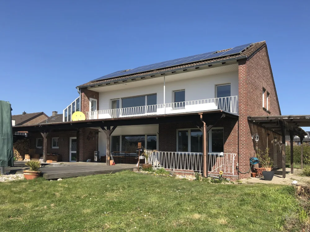 Rückansicht - PV-Anlage
