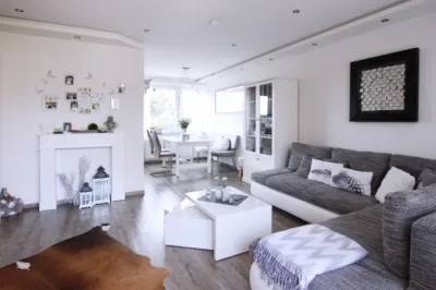 ***Home sweet home*** 121qm Wohn-/Nutzfläche in ländlicher Lage von Rheindahlen – 4-Familienhaus, 41179 Mönchengladbach, Etagenwohnung