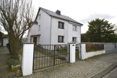 DHH mit Garage und schönem Garten in zentraler und dennoch ruhiger Citylage … MG-EICKEN, 41063 Mönchengladbach / Eicken, Doppelhaushälfte