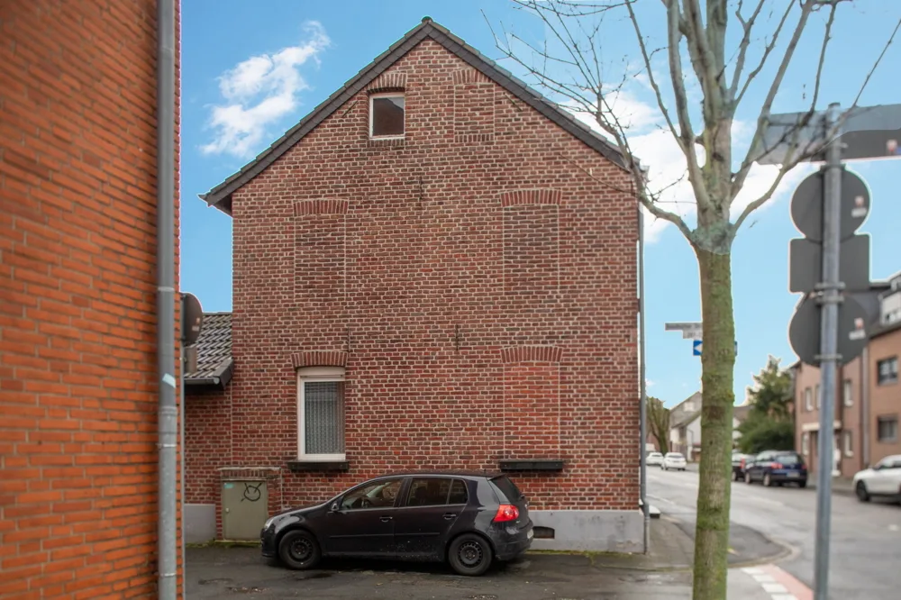 Giebelseite Haus