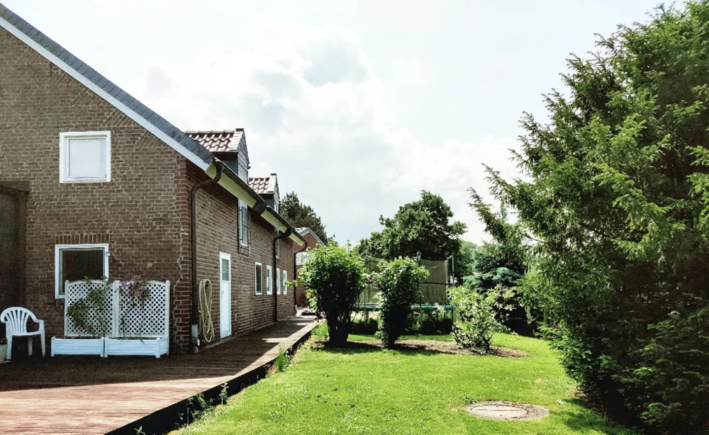 Ehemaliger Kornspeicher/Schweinestall - Garten- und Terrassenfläche