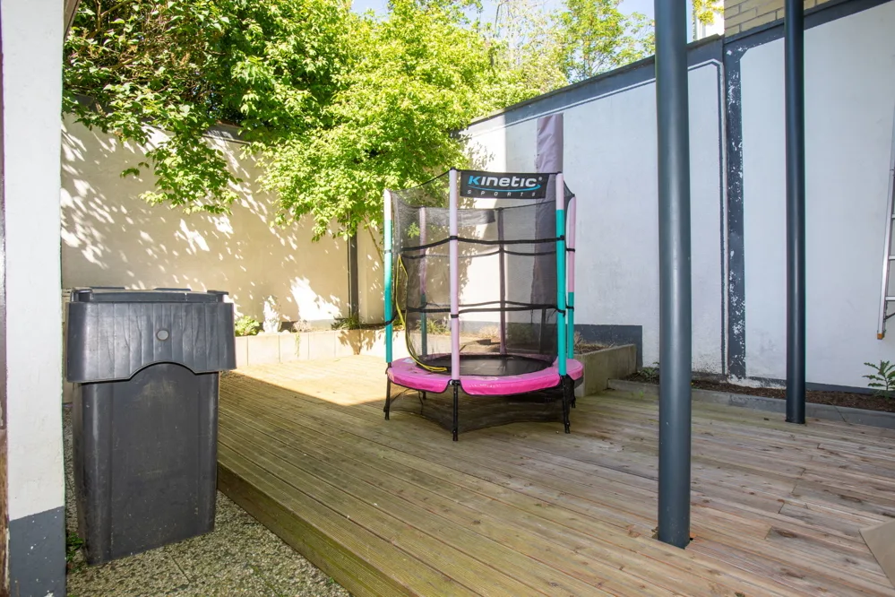 Terrasse zum Ladenlokal