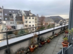 Balkon rechte Seite - Einzigartige Büroeinheit: 4 Büros, offene Bereiche, Dachterrasse – Hier macht Arbeiten Spaß!